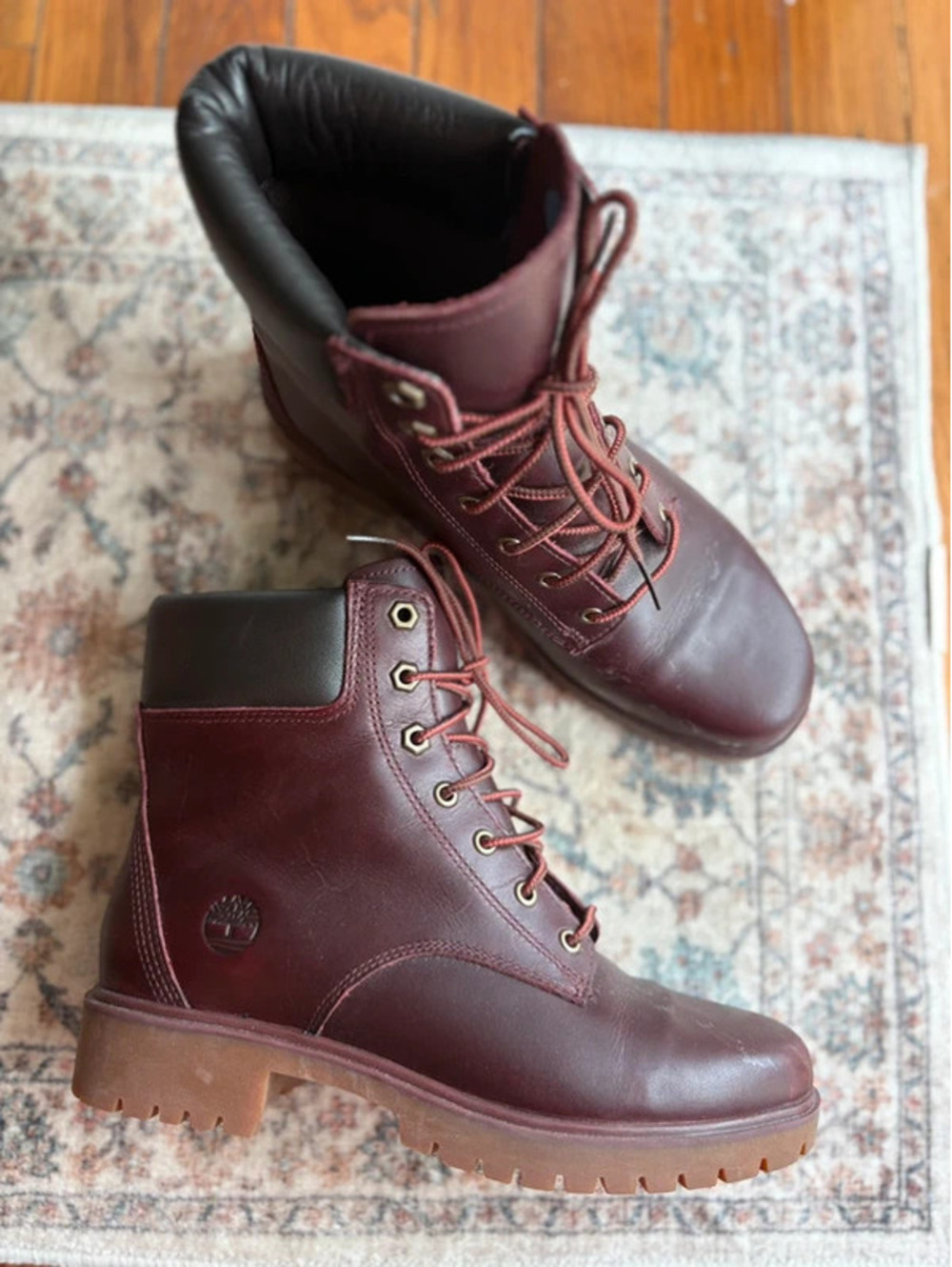 Womens size 7.5 USA Red Leather Jayne Timberland Workboots